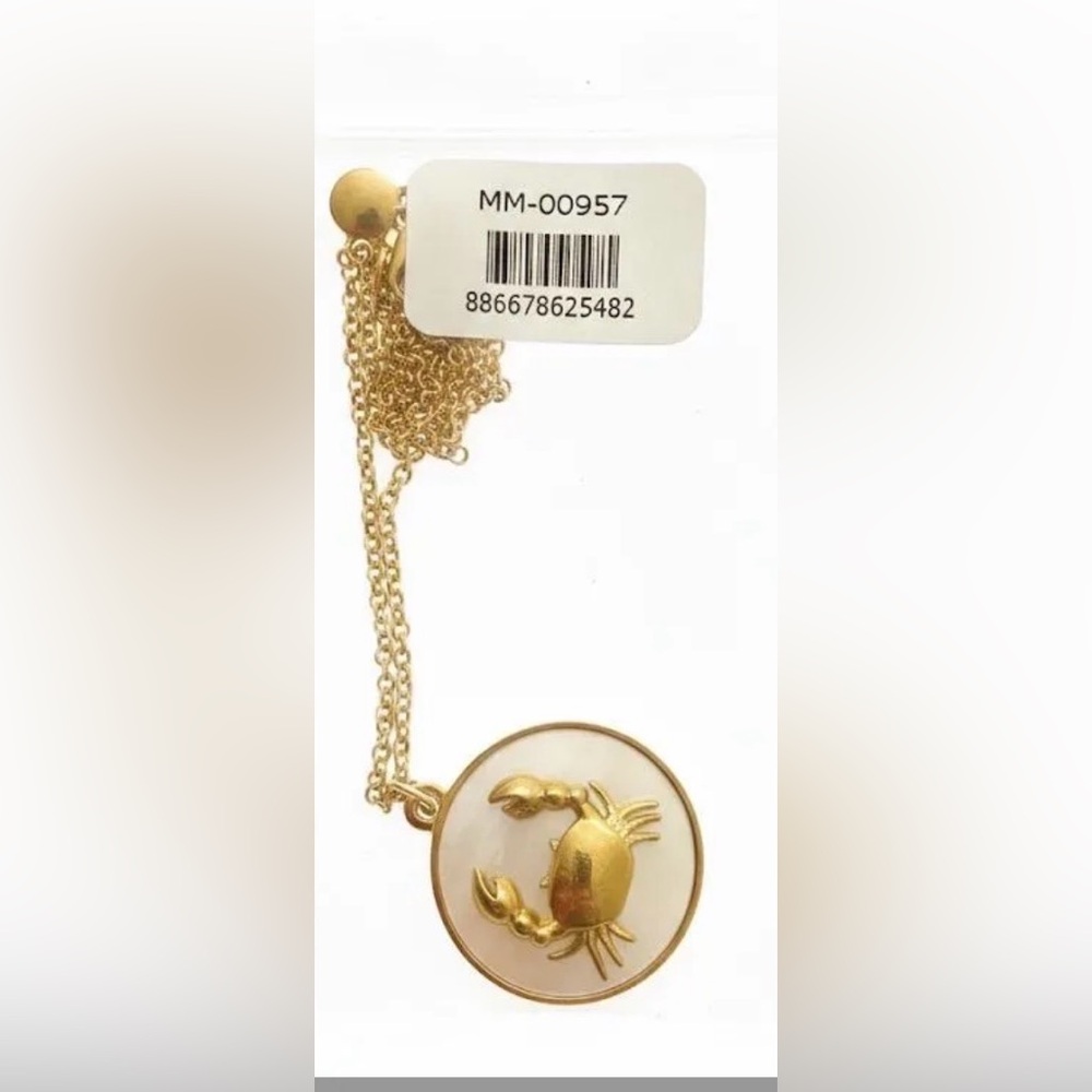 MAYAMAR Mother of Pearl Zodiac Pendant Necklace — Cancer ♋ (Gold)